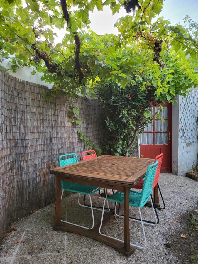 La Maison Rouge Paisible Maison De Pays Saujon Exterior foto